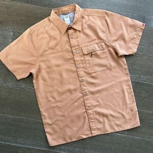The North Face Short Sleeve Button Up Shirt Men's Medium Orange Zip Pocket‎